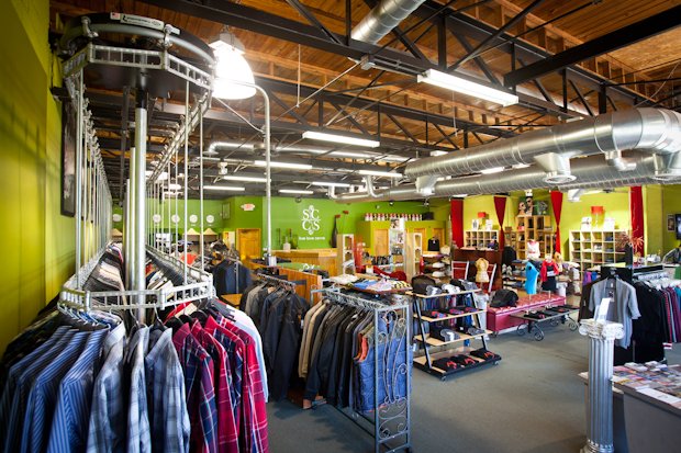 Top Casual Clothing Stores to Update Your Wardrobe